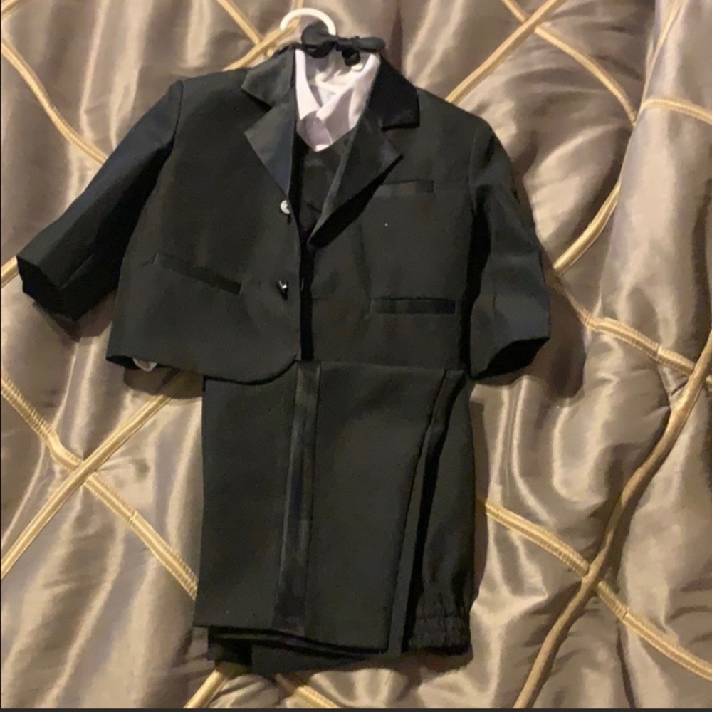 Men’s Wearhouse Toddler Tux